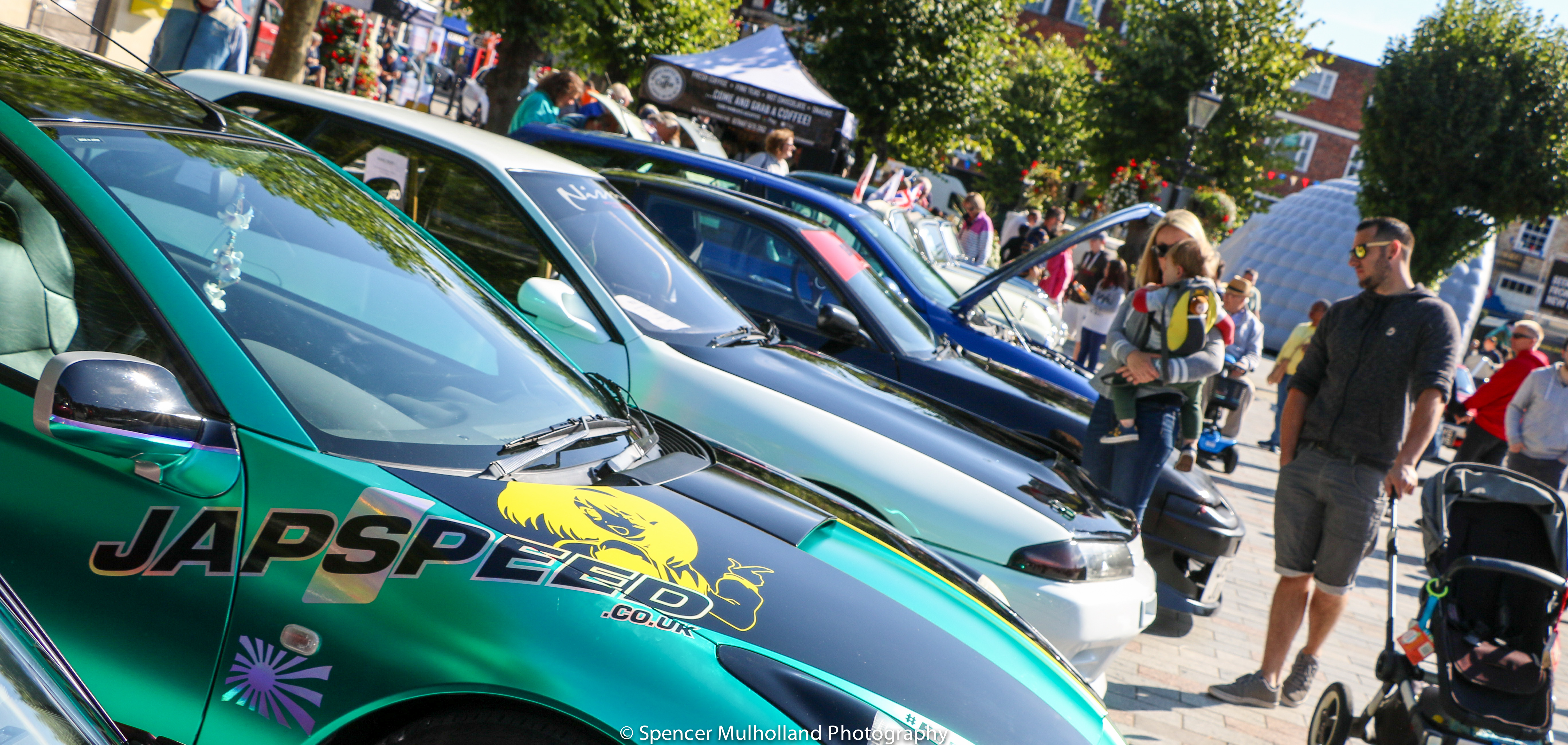 Classic, sports and super cars all on display in Salisbury city centre